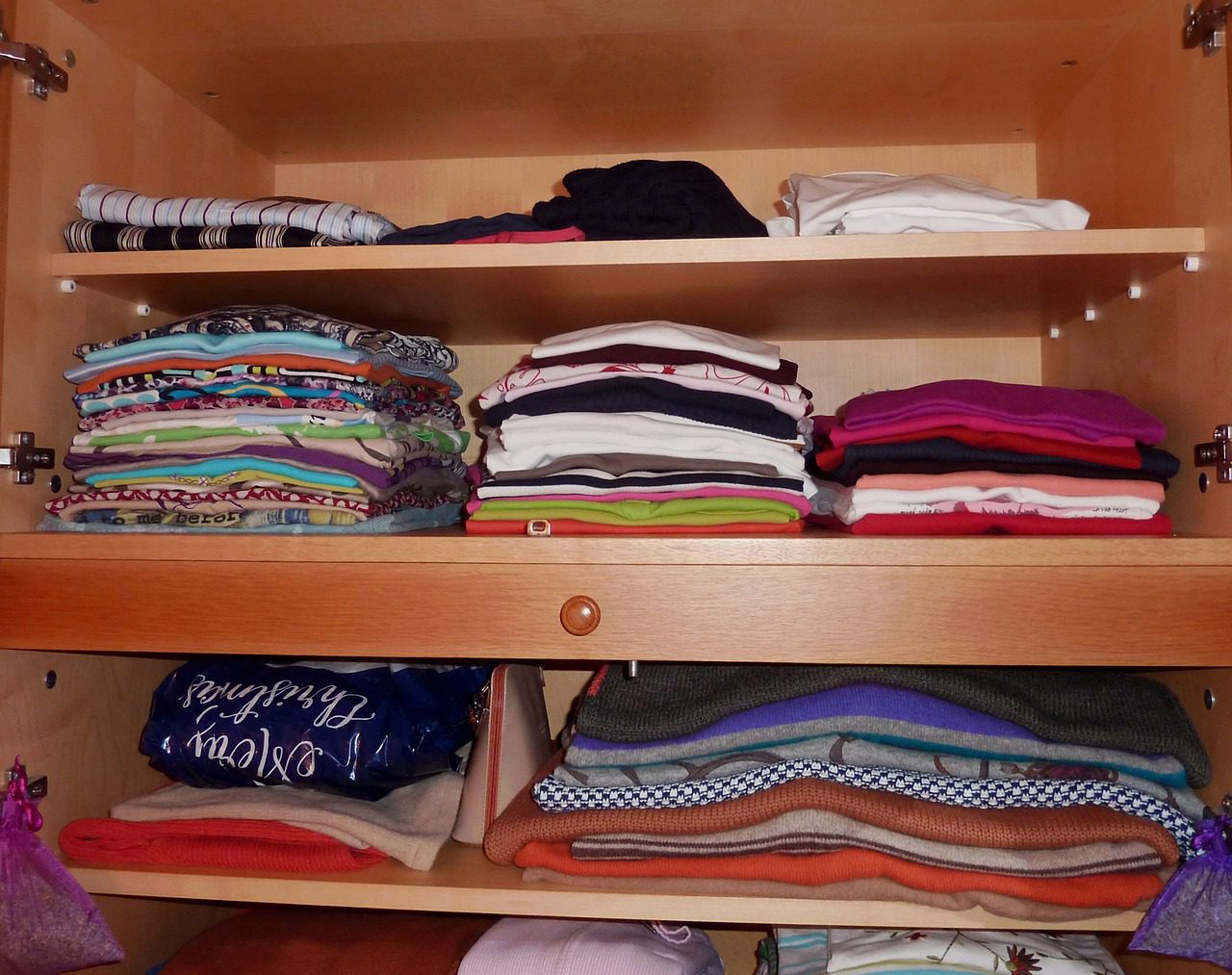 5 Simple Steps For Decluttering Using KonMari